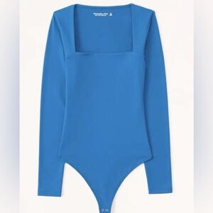Abercrombie and Fitch Long-Sleeve Seamless Fabric Squareneck Bodysuit
